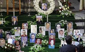 Photos des victimes de l'attentat du 31 octobre dans la cathédrale syrienne-catholique de Bagdad, vendredi 10 décembre